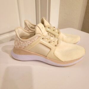 Freely Women's Keke Athleisure Slip-on Shoes Size 7.5